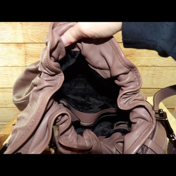 Burberry mauve leather hobo - Picture 5 of 5